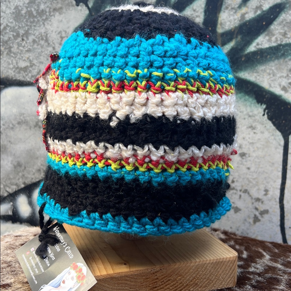 Hand Crafted Crocheted Beanie Cap Hat - Picture 3 of 7
